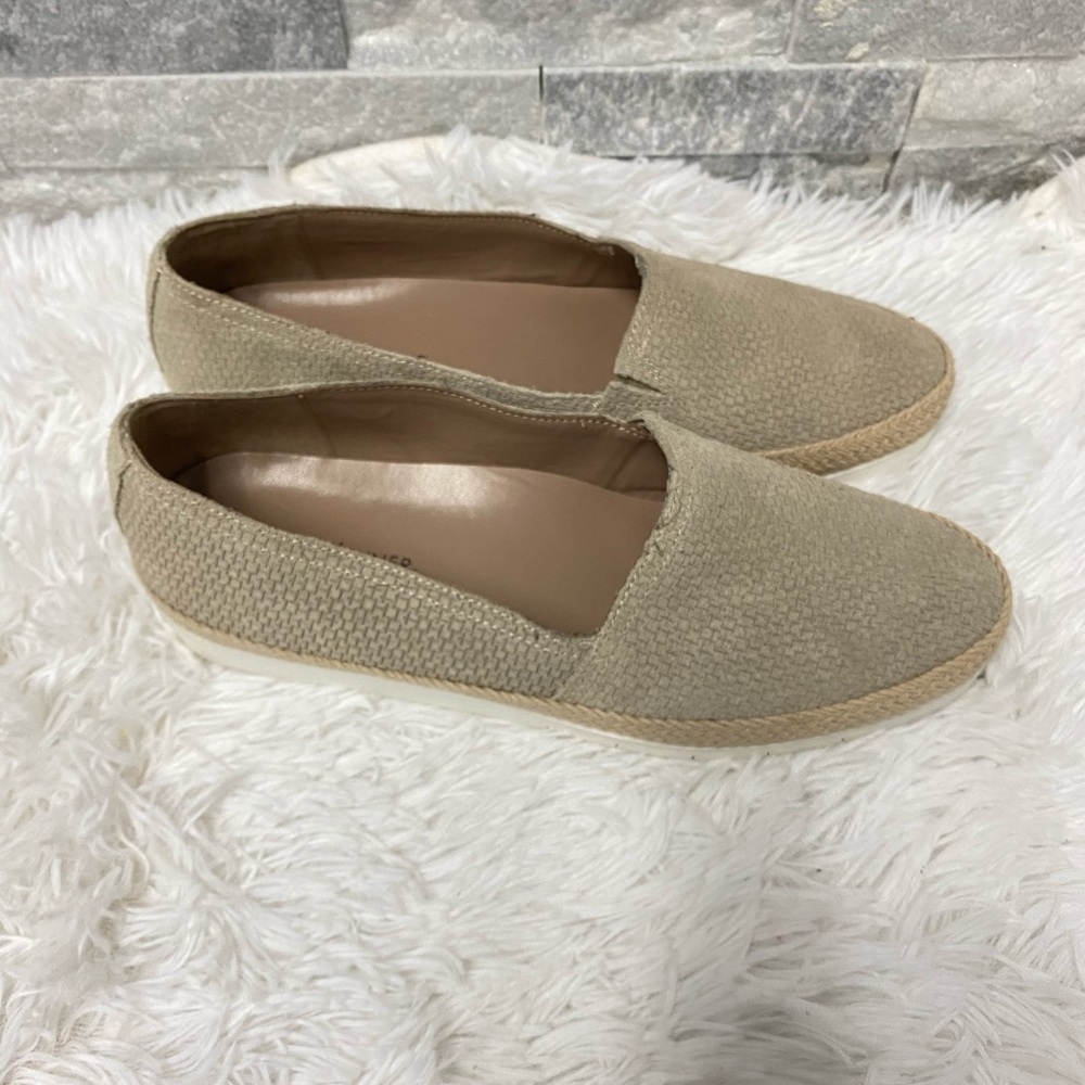 New Donald Pliner slip on loafer shoes size 7.5 - Picture 4 of 7